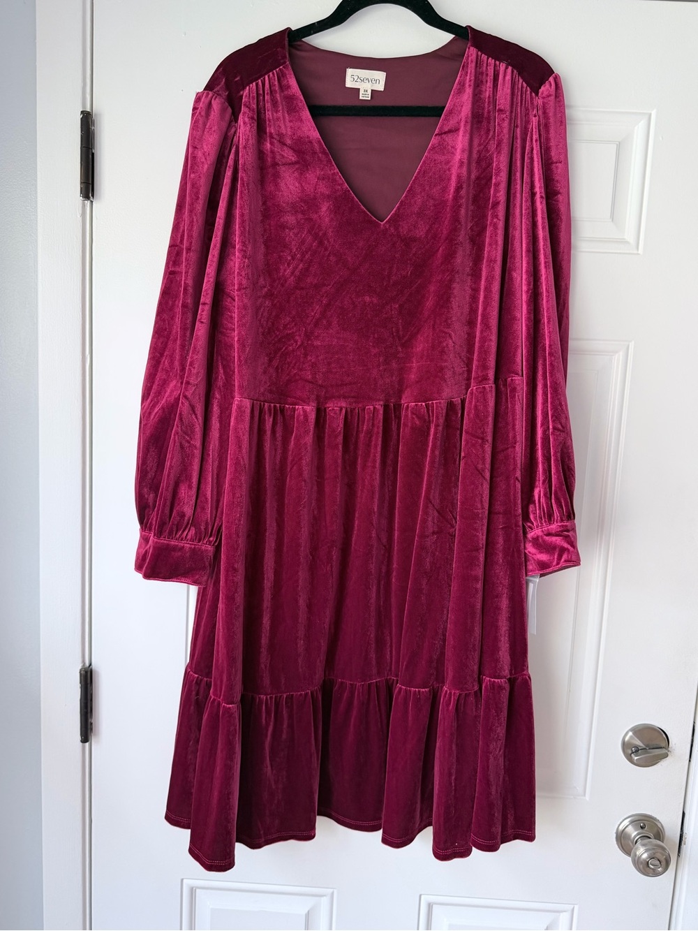 NWT 52seven burgundy mini velvet dress long sleeve tiered‎ v-neck